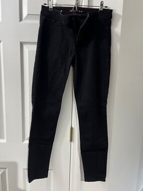 Women’s Black Lightweight Jeggings